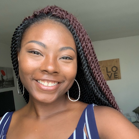 Meet your Posher, Jess - Picture 4 of 9